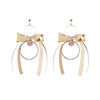 レディースファッションブランドmayla classicのピアス／イアリング、キャロディ・イヤオブジェ カラーはベージュ/イヤリング BG/CE 指定なし 指定なし 指定なし