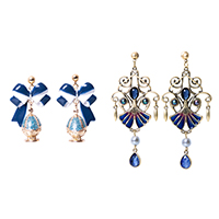 レディースファッションブランドmayla classicのピアス／イアリング、魔法少女まどか☆マギカ アイコニックオブジェ ～コンプリートセット～ カラーは美樹さやか/イヤリング MS/CE 指定なし 指定なし 指定なし