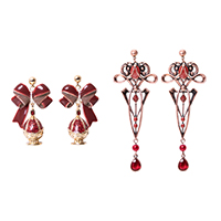 レディースファッションブランドmayla classicのピアス／イアリング、魔法少女まどか☆マギカ アイコニックオブジェ ～コンプリートセット～ カラーは佐倉杏子/イヤリング SK/CE 指定なし 指定なし 指定なし