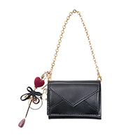 レディースファッションブランドmayla classicの財布、ドーリーバッグ・ミニウォレット カラーはリドルメアリー RM 指定なし 指定なし 指定なし