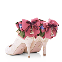 レディースファッションブランドmayla classicのパンプス、カグヤ カラーは紅梅 PK 指定なし 8.0cm ラウンドトゥ