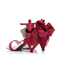 レディースファッションブランドmayla classicのサンダル、プリンセス・ファンタンラトゥール カラーはアーデミーシア・エル・サント・クロワ AM ヒール 5.0cm オープントゥ