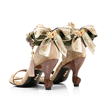 レディースファッションブランドmayla classicのサンダル、香蘭・アンシャンタン カラーは庫金 GD ヒール 8.0cm オープントゥ