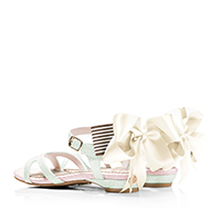 レディースファッションブランドmayla classicのサンダル、プリンセス・ブルボンクイーン カラーはティファ・エル・サント・クロワ TF ベルト／ストラップ 2.0cm オープントゥ