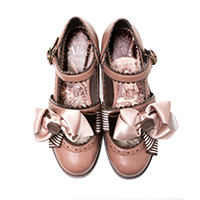 レディースファッションブランドmayla classicのパンプス、マイラクラシック・マナーアリス × ロジューヌ カラーはチョコレートのお茶会 RQ 指定なし 2.0cm ラウンドトゥ